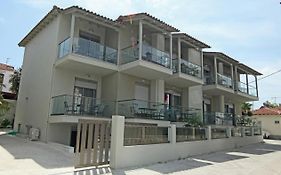 L G E Luxery Apartments